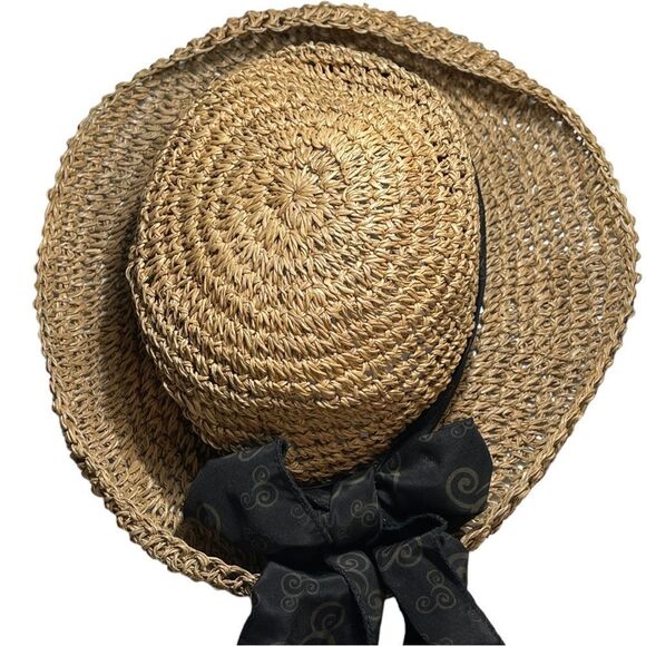 Disney Parks Straw Hat with Rolled Brim - Picture 2 of 7